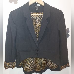 🐆 H&M Black Tuxedo Blazer with leopard lining size 12